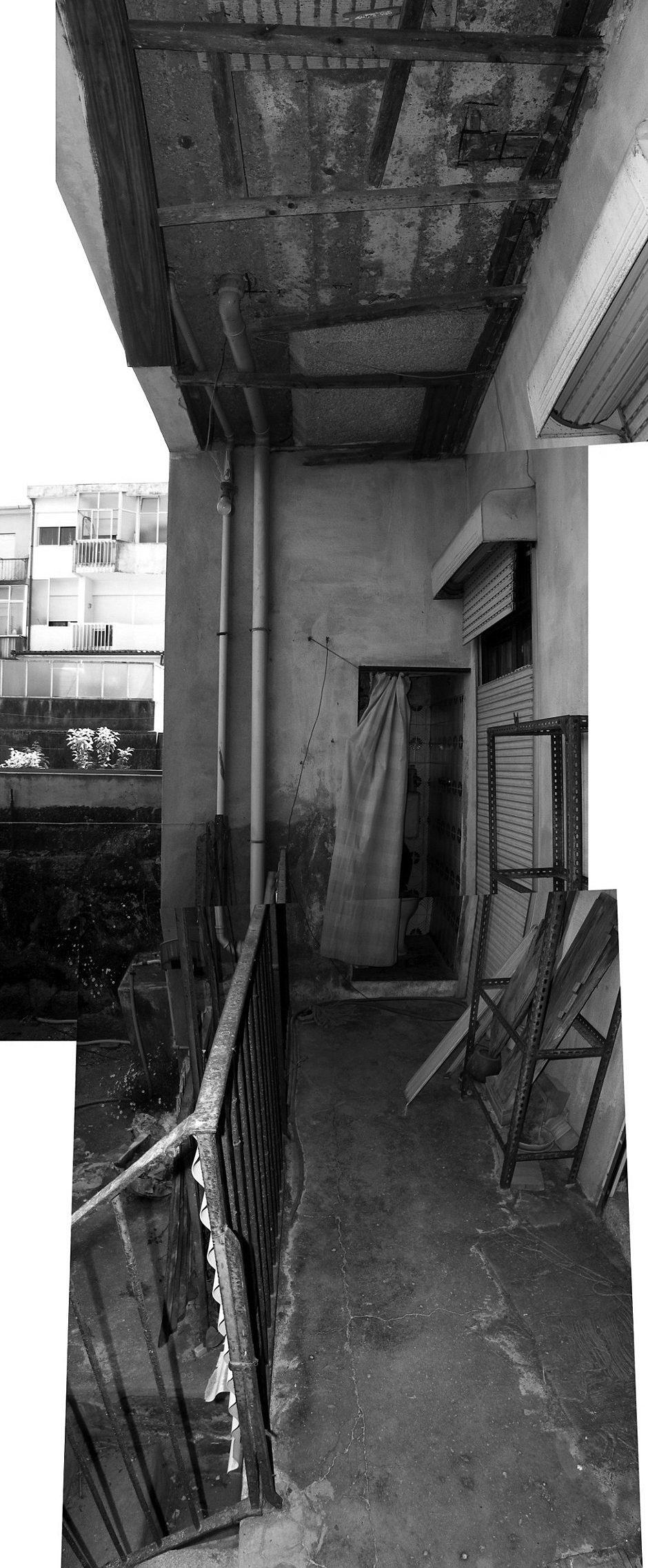 Reabilitação de habitação unifamiliar sec. XIX, Porto.